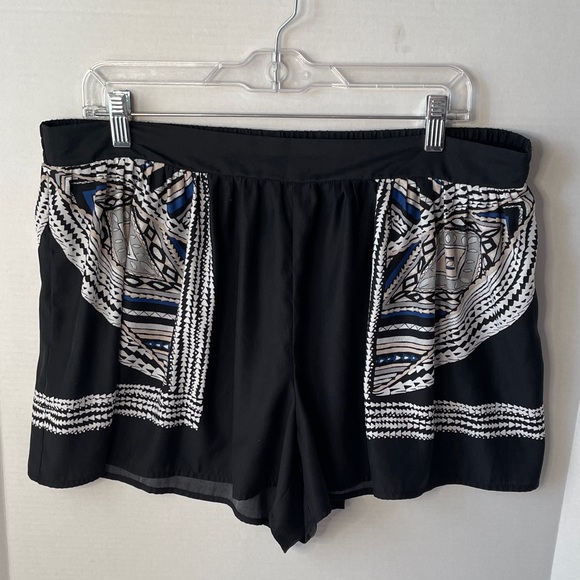 Mossino Pants - Mossimo Size XL Black and Blue Women's Shorts